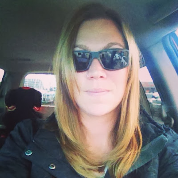 Meet your Posher, Tracie - Picture 1 of 1